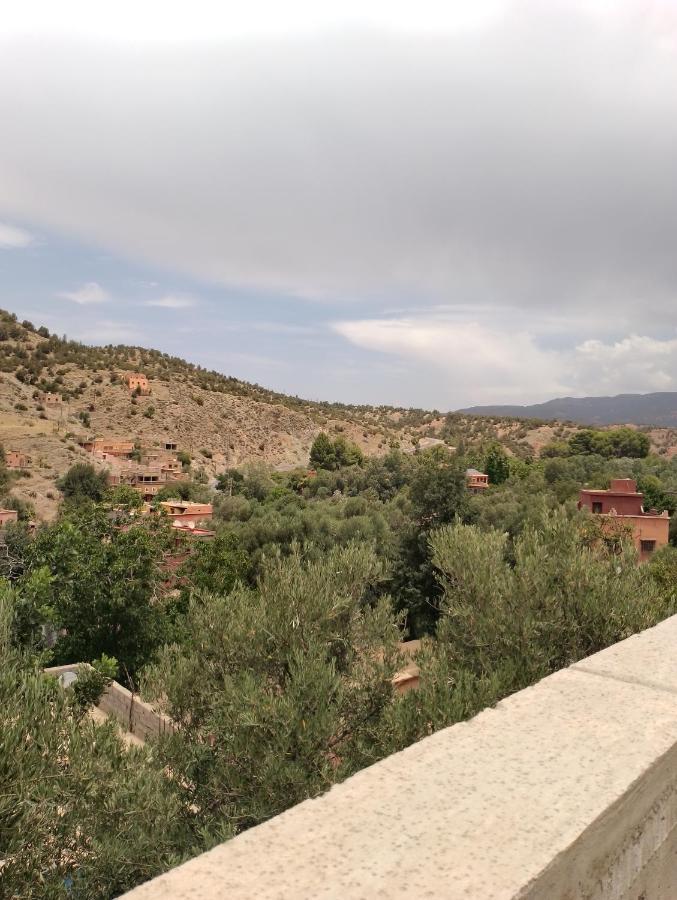 Riad Idar Ouirgane Bagian luar foto